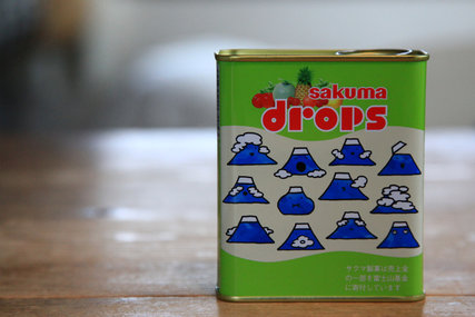 サクマ富士山缶ドロップス