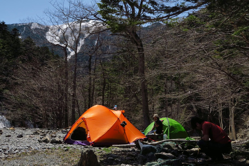 北沢駒仙小屋テント場