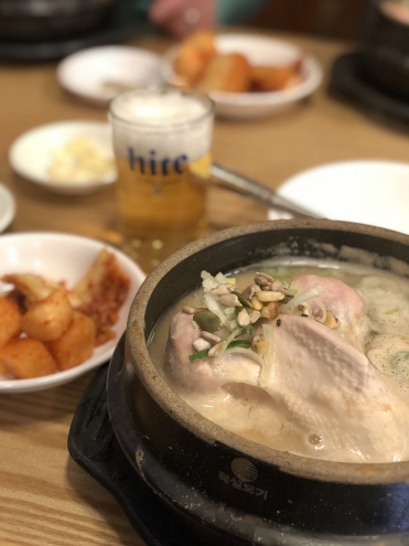 食い倒れ韓国旅行　サムゲタン
