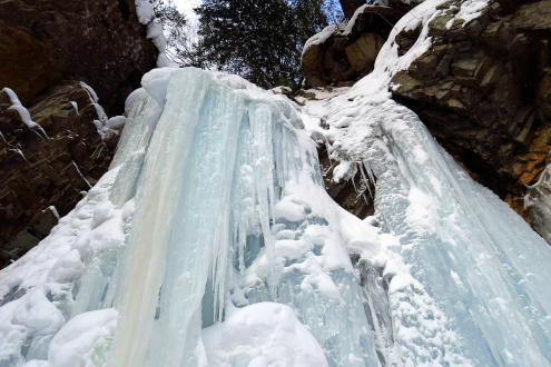 ノシ滝の氷瀑